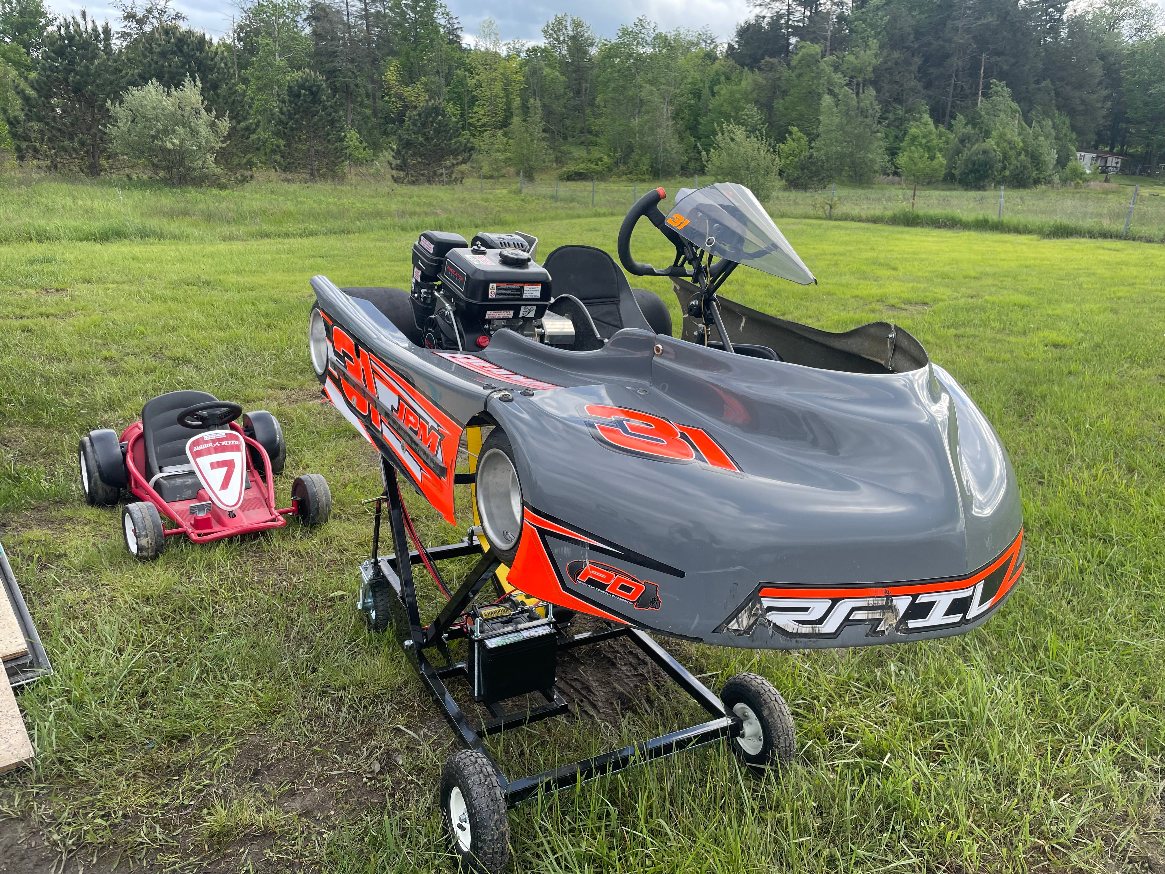 Kart Racing & Clone Engine – MGB 3D